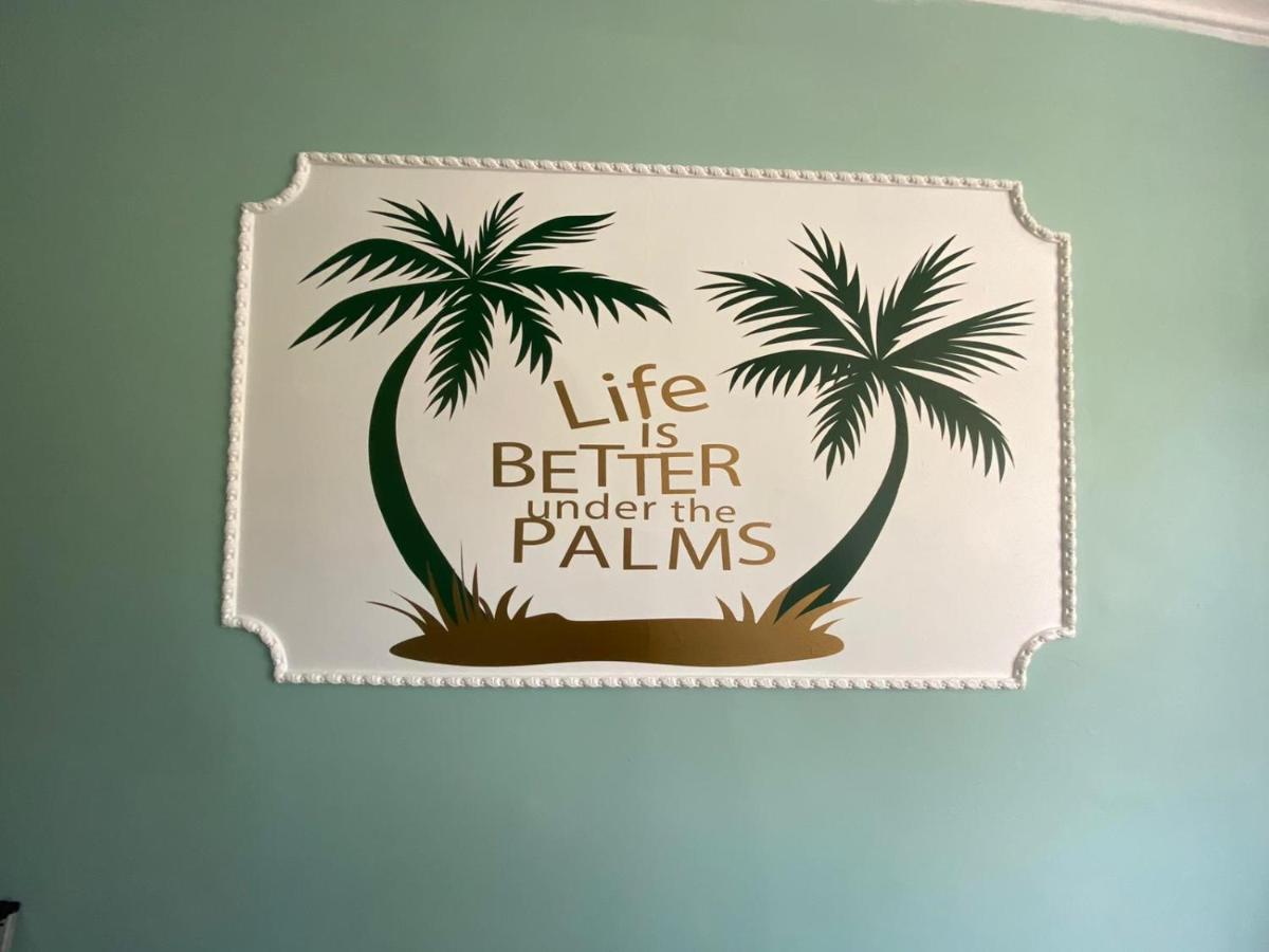 Twin Palms Guesthouse غريت يورماوث المظهر الخارجي الصورة